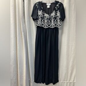 Jay Jacob’s/ Vintage / black stunning embroidered top half/ maxi dress / size 9